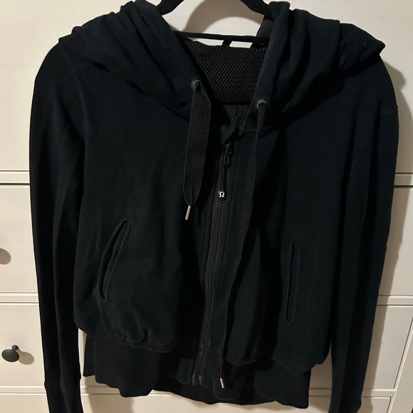 LULULEMON HOODIE RARE - Picture 1 of 2